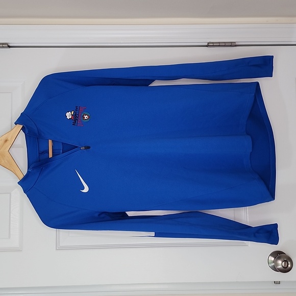 Nike Other - Nike Quarter Zip with Thumb Holes
